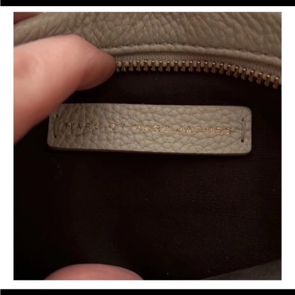 Marc Jacobs Classic Q Percy Crossbody - Picture 8 of 16